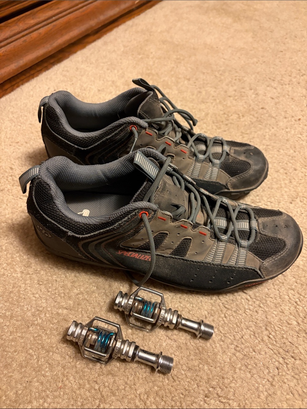 Specialized Tahoe MTB Men's Cycling Shoes & Crank Bros Pedals, EU 43 (size 10)